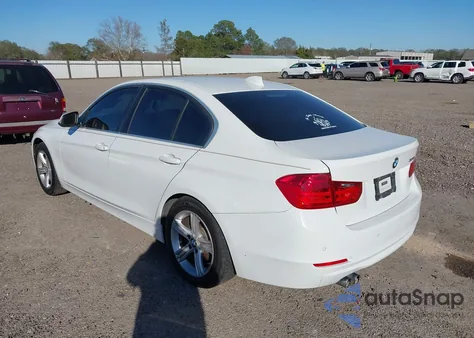 2015 BMW 328I из США, поврежденный, VIN WBA3A5C58FF607426